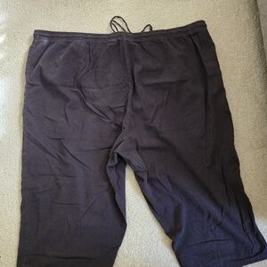 Basic editions dark brown plus size capri pants